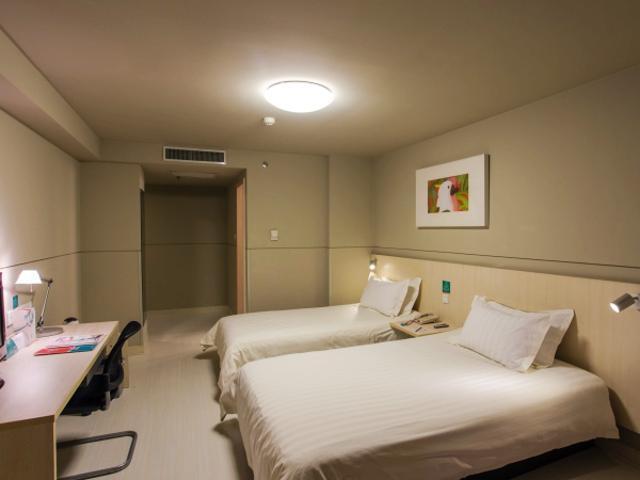 Jinjiang Inn Xining Internatioal Village Qingtang Park מראה חיצוני תמונה
